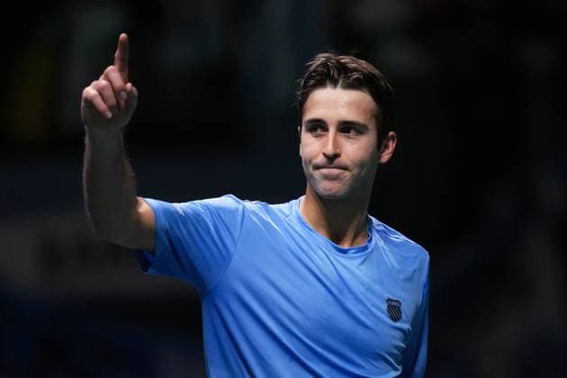 Tomas Martin Etcheverry celebrates for the victory at the end of the Davis Cup Finals 2025 Quarterfinals match between Tomas Martin Etcheverry (Argentina) and Jan-Lennard Struff (Germany) at Bologna Fiere, Bologna, Italy - November 20, 2025. - Tennis.  Copyright: xMassimoxPaolone LaPressex