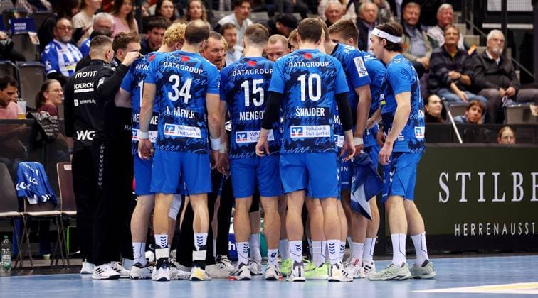 BAU 20.11.2025 Stuttgart Handball TVB Stuttgart vs. GWD Minden, Trainer Misha Kaufmann (TVB, Mitte)