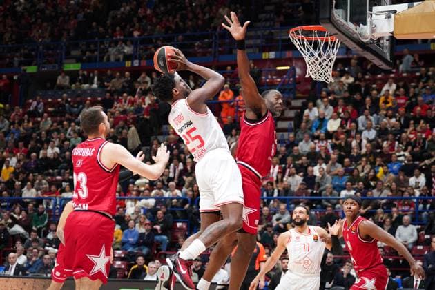 EA7 Emporio Armani Milano vs. Hapoel IBI Tel Aviv Elenco, nella foto Dan Oturu (Hapoel IBI Tel Aviv Elenco) during Olimpia Milano vs Hapoel Tel Aviv, Basketball Euroleague match in Assago (MI), Italy, November 20 2025  Copyright: xSimonexLucarelli IPAxSportx xipa-agency.netx xx IPA_68180746 IPA_Agency_IPA68180746