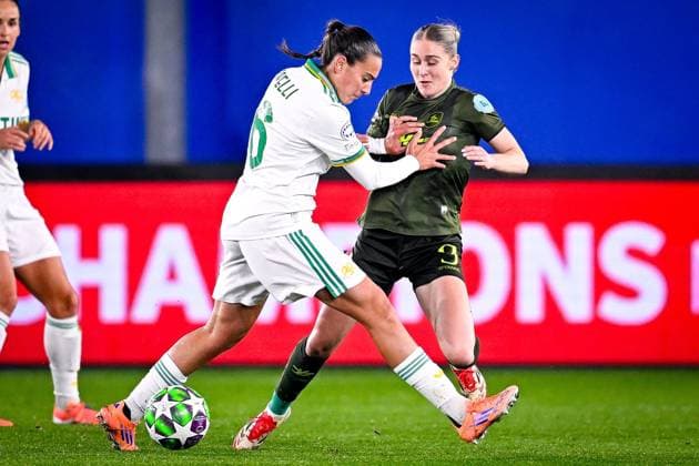 OH Leuven v AS Roma - UEFA Women s Champions League LEUVEN, BELGIUM - NOVEMBER 20 : Corelli Alice forward of AS Roma and Everaerts Kim defender of OH Leuven during the UEFA Women s Champions League 2025 26 League Phase MD4 match between OH Leuven and AS Roma on November 20, 2025 in Leuven, Belgium, 20 11 2025  Copyright: xTomasxSiskx