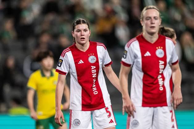 251120 Renee van Asten of Ajax during the UEFA Women s Europa Cup football match between Hammarby and Ajax on November 20, 2025 in Stockholm. Photo: Emma Wallskog BILDBYRAN COP 320 EW0590 fotboll football soccer fotball europa cup hammarby ajax uefa womens europa cup dam bbeng Copyright: EMMAxWALLSKOG BB251120EW094