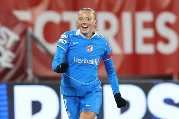 Synne Jensen of Atletico Madrid celebrates after scoring the goal during the match FC Twente Enschede vs Atletico de Madrid at the Stadium the Grolsch Veste for the Champions League women season 2025-2026 in ENSCHEDE, Netherlands on 20 november 2025, (photo by Peter Lous EYE4images DeFodi Images)