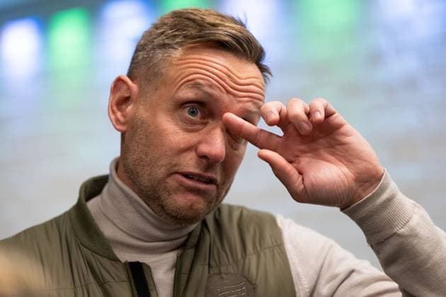 251120 Head coach Martin Sjögren of Hammarby in mixed zone after the UEFA Women s Europa Cup football match between Hammarby and Ajax on November 20, 2025 in Stockholm. Photo: Emma Wallskog BILDBYRAN COP 320 EW0590 fotboll football soccer fotball europa cup hammarby ajax uefa womens europa cup dam bbeng Copyright: EMMAxWALLSKOG BB251120EW115