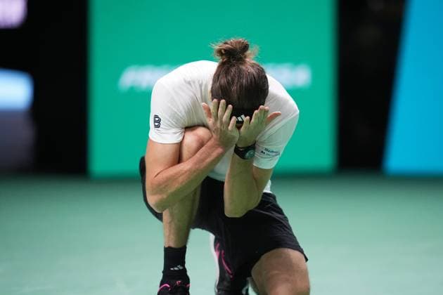 Alexander Zverev reacts after missing a chance during the Davis Cup Finals 2025 Quarterfinals match between Francisco Cerundolo (Argentina) and Alexander Zverev (Germany) at Bologna Fiere, Bologna, Italy - November 20, 2025. - Tennis.  Copyright: xMassimoxPaolone LaPressex