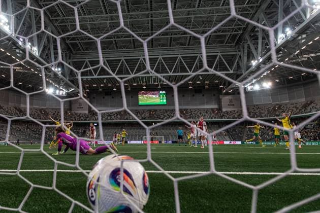 251120 Vilde Hasund of Hammarby celebrates after 3-1 during the UEFA Women s Europa Cup football match between Hammarby and Ajax on November 20, 2025 in Stockholm. Photo: Emma Wallskog BILDBYRAN COP 320 EW0590 fotboll football soccer fotball europa cup hammarby ajax uefa womens europa cup dam bbeng jubel Copyright: EMMAxWALLSKOG BB251120EW119
