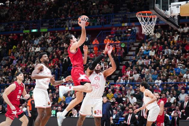 EA7 Emporio Armani Milano vs. Hapoel IBI Tel Aviv Elenco, nella foto Leandro Bolmaro (EA7 Emporio Armani Milano) during Olimpia Milano vs Hapoel Tel Aviv, Basketball Euroleague match in Assago (MI), Italy, November 20 2025  Copyright: xSimonexLucarelli IPAxSportx xipa-agency.netx xx IPA_68183238 IPA_Agency_IPA68183238