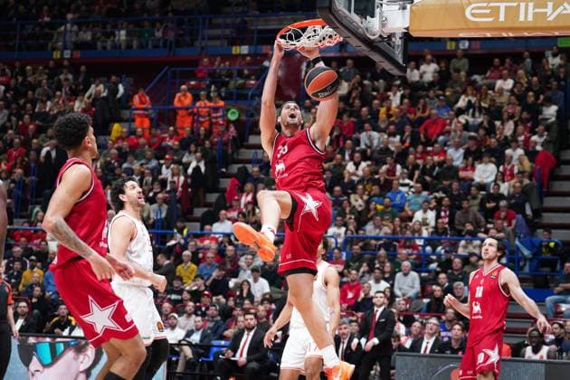 EA7 Emporio Armani Milano vs. Hapoel IBI Tel Aviv Elenco, nella foto Leonardo Tote (EA7 Emporio Armani Milano) during Olimpia Milano vs Hapoel Tel Aviv, Basketball Euroleague match in Assago (MI), Italy, November 20 2025  Copyright: xSimonexLucarelli IPAxSportx xipa-agency.netx xx IPA_68183261 IPA_Agency_IPA68183261