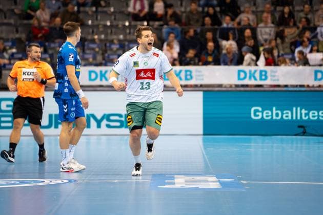 Handball I Herren I Saison 2025-2026 I Bundesliga I 13. Spieltag I TVB Stuttgart - GWD Minden I 20.11.2025 Ian Weber (13, GWD Minden) jubelt Stuttgart Porsche Arena Baden-Württemberg Deutschland Copyright: xLobeca MaxxPetershansx