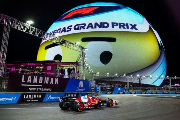 F1 - LAS VEGAS GRAND PRIX 2025 44 HAMILTON Lewis (gbr), Scuderia Ferrari SF-25, action during the 2025 Formula 1 Las Vegas Grand Prix, 22th round of the 2025 FIA Formula One World Championship, WM, Weltmeisterschaft from November 21 to 23, 2025 on the Las Vegas Strip Circuit, in Paradise, Nevada, United States of America - ParadiseUnited States  Copyright: xJoaoxFilipex