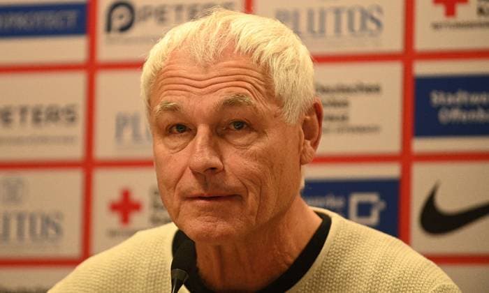 21.11.2025 xphx Offenbach am Main, Sparda-Bank-Hessen Stadion - Stadion Bieberer Berg Regionalliga Saison 2025 2026 Kickers Offenbach (OFC) - stellt Martin Pieckenhagen als neuen Sportgeschäftsführer vor Bild zeigt: Hans-Jürgen Boysen Aufsichtsrat