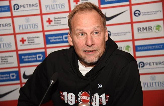 21.11.2025 xphx Offenbach am Main, Sparda-Bank-Hessen Stadion - Stadion Bieberer Berg Regionalliga Saison 2025 2026 Kickers Offenbach (OFC) - stellt Martin Pieckenhagen als neuen Sportgeschäftsführer vor Bild zeigt: OFC-Präsident Joachim Wagner