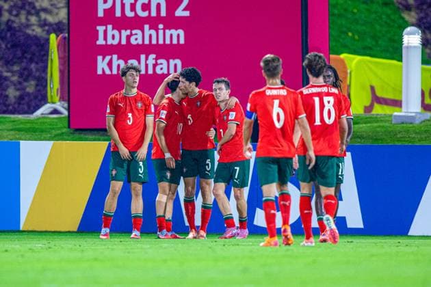 Fussball FIFA WM U17, U 17 U 17 Weltmeisterschaft Katar 2025, Portugal vs Schweiz - Viertelfinale: Tor und Torjubel zum 1:0 durch Mateus Mide (Portugal, 10) Freude, Emotionen, Jubel Copyright: xRedhaxHosnixSegganix