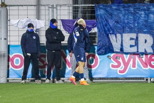 Deutschland: 3. Liga 2025 26, 15. Spieltag - TSG Hoffenheim II vs MSV Duisburg, Dietmar-Hopp-Stadion (Sinsheim): Torjubel von Paul¯Hennrich Paul¯Hennrich, (TSG¯1899¯Hoffenheim¯II, 11) zum 1:0 Sinsheim Dietmar-Hopp-Stadion Baden-Württemberg Deutschland Copyright: xBenedictxChristx