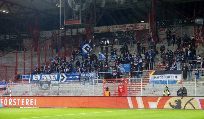 Fußball, Frauen, Saison 2025 2026, Google Pixel Frauen-Bundesliga (11. Spieltag), 1. FC Union Berlin - Hamburger SV, Fans des HSV, 21.11. 2025, Copyright: xMatthiasxKochx