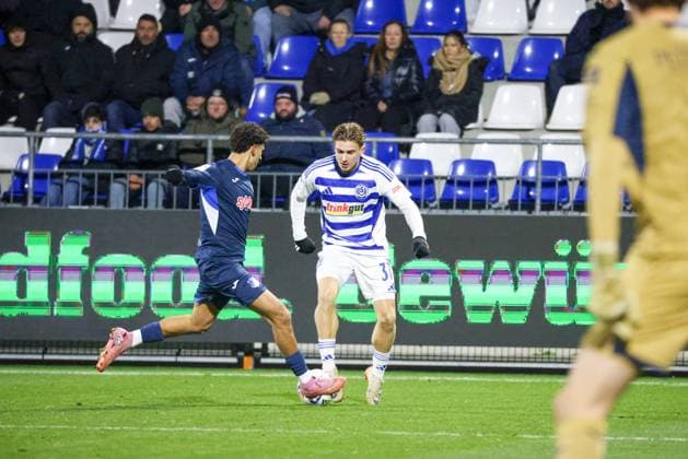 Deutschland: 3. Liga 2025 26, 15. Spieltag - TSG Hoffenheim II vs MSV Duisburg, Dietmar-Hopp-Stadion (Sinsheim): Patrick Sussek (MSV Duisburg, 37), Ayoube¯Amaimouni‘Echghouyab Ayoube¯Amaimouni‘Echghouyab, (TSG¯1899¯Hoffenheim¯II, 7) Sinsheim Dietmar-Hopp-Stadion Baden-Württemberg Deutschland Copyright: xBenedictxChristx