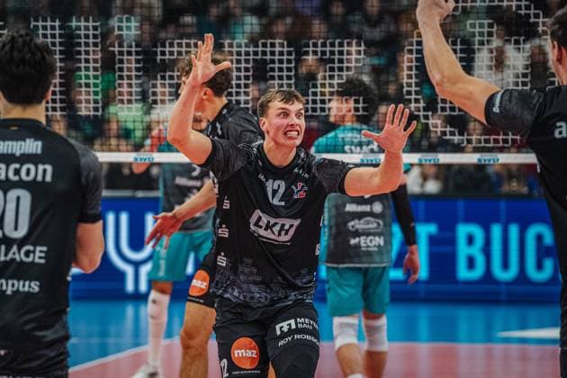 Volleyball Herren Saison 2025 2026 Volleyball Bundesliga Hauptrunde SWD powervolleys Düren vs. SVG Lüneburg 21.11.2025 Santeri Välimaa ( 12 SVG Lüneburg) jubelt