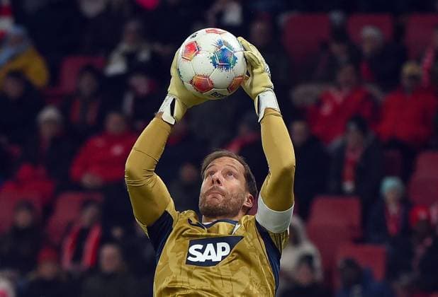 21.11.2025, xhbx, Fussball 1.Bundesliga, FSV Mainz 05 - TSG Hoffenheim v.l. Oliver Baumann (TSG 1899 Hoffenheim) (DFL DFB REGULATIONS PROHIBIT ANY USE OF PHOTOGRAPHS as IMAGE SEQUENCES and or QUASI-VIDEO) Mainz