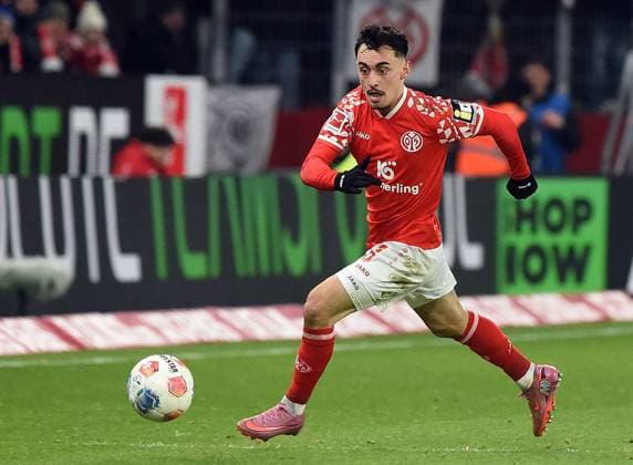 21.11.2025, xhbx, Fussball 1.Bundesliga, FSV Mainz 05 - TSG Hoffenheim v.l. Paul Nebel (FSV Mainz 05) (DFL DFB REGULATIONS PROHIBIT ANY USE OF PHOTOGRAPHS as IMAGE SEQUENCES and or QUASI-VIDEO) Mainz