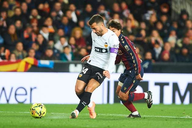 Jose Luis Gaya (Valencia CF) during the LaLiga EA Sports match between Valencia CF and Levante UD at Estadio de Mestalla on December 21, 2025 in Valencia, Spain. (Photo by Maria Jose Segovia DeFodi Images)