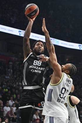 PARTIZAN vs FENERBAHCE ISTANBUL TYRIQUE JONES Tajrik Dzons basketball Partizan vs Fenerbahce Istanbul Euroleague match at Beogradska arena, Belgrade 21.11.2025 Foto: BASKETBALL, EUROLEAGUE, PARTIZAN, FENERBAHCE ISTANBUL Belgrade Stark Belgrade arena Serbia Copyright: xMarkoxMetlas xMNxPressx