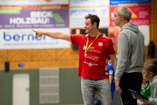 Handball I Herren I Saison 2025-2026 I 3. Liga I 12. Spieltag I TV Bittenfeld 2 - TSV Neuhausen Filder 1898 I 21.11.2025 Trainer Daniel Brack (TSV Neuhausen) Waiblingen Gemeindehalle Bittenfeld Baden-Württemberg Deutschland Copyright: xLobeca MaxxPetershansx