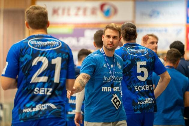 Handball I Herren I Saison 2025-2026 I 3. Liga I 12. Spieltag I TV Bittenfeld 2 - TSV Neuhausen Filder 1898 I 21.11.2025 Trainer Alexander Heib (TV Bittenfeld 2) Waiblingen Gemeindehalle Bittenfeld Baden-Württemberg Deutschland Copyright: xLobeca MaxxPetershansx