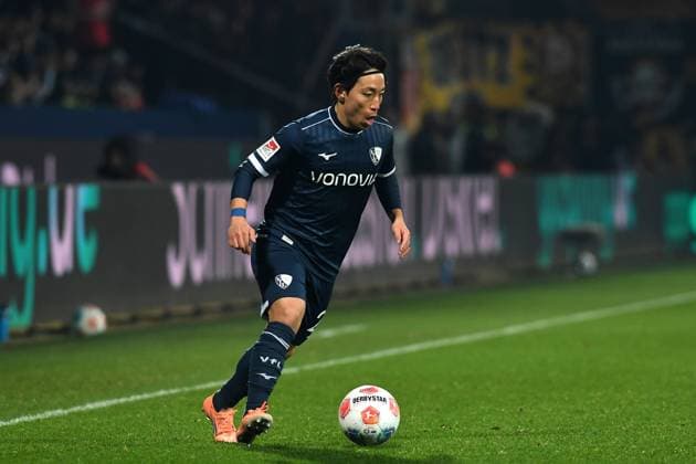 Koji Miyoshi (VfL Bochum) in Aktion, am Ball, Einzelaktion waehrend des Spiels der 2. Bundesliga zwischen VfL Bochum und Dynamo Dresden, Vonovia Ruhrstadion am 21. November 2025 in Bochum, Deutschland. (Foto von Ralf Treese DeFodi Images) +++ Koji Miyoshi (VfL Bochum) controls the ball during the 2. Bundesliga match between VfL Bochum and Dynamo Dresden at Vonovia Ruhrstadion on November 21, 2025 in Bochum, Germany. (Photo by Ralf Treese DeFodi Images) (Photo by Ralf Treese DeFodi Images)
