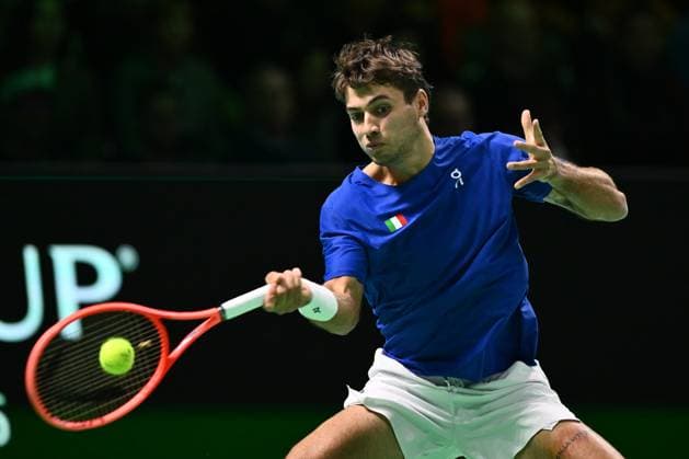 Flavio Cobolli of Italy in action during the Davis Cup Semi-Final match between Flavio Cobolli of Italy and Zizou Bergs of Belgium at Supertennis Arena - Bolognafiere on November 21, 2025 in Bologna, Italy  Copyright: xDomenicoxCippitelli IPAxSportx xipa-agency.netx xx IPA_68226521 IPA_Agency_IPA68226521