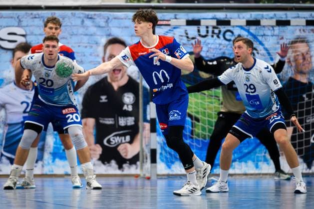 Kornwestheim, Handball: 3. Liga- 25 26 - SV Kornwestheim - HBW Balingen 2 Kalle Gaugisch (Balingen) Kornwestheim Halle Ost Baden-Württemberg Deutschland