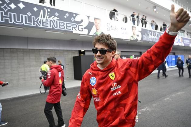 Formula 1 Grand Prix of Las Vegas 2025 LAS VEGAS, NEVADA - NOVEMBER 21: Charles Leclerc of Scuderia Ferrari arrives before Practice 3 session at Formula 1 Grand Prix 2025 of Las Vegas at Las Vegas Strip Circuit on November 21, 2025 in Las Vegas, Nevada, United States. Tayfun Coskun Anadolu Nevada United States. Editorial use only. Please get in touch for any other usage.  Copyright: x2025xAnadoluxTayfunxCoskunx