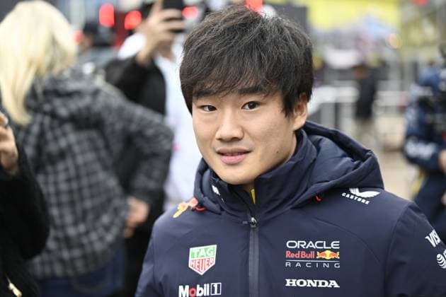 Formula 1 Grand Prix of Las Vegas 2025 LAS VEGAS, NEVADA - NOVEMBER 21: Red Bull Racing F1 driver Yuki Tsunoda is seen before Practice 3 session at Formula 1 Grand Prix 2025 of Las Vegas at Las Vegas Strip Circuit on November 21, 2025 in Las Vegas, Nevada, United States. Tayfun Coskun Anadolu Nevada United States. Editorial use only. Please get in touch for any other usage.  Copyright: x2025xAnadoluxTayfunxCoskunx