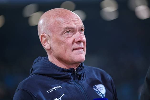 21.10.2025, Fußball, VfL Bochum - SG Dynamo Dresden, 2. Fußball Bundesliga, Vonovia Ruhrstadion, Saison 2025 2026: Cheftrainer Uwe Rösler (VfL Bochum hc) DFB regulations prohibit any use of photographs as image sequences and or quasi-video. Nordrhein-Westfalen Deutschland
