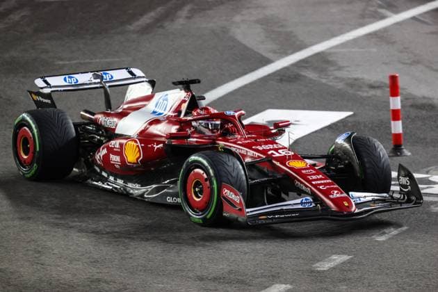 November 21, 2025: Scuderia Ferrari HP, Ferrari driver Charles Leclerc (16) drives during the third practice session at the Formula 1 Heineken Las Vegas Grand Prix in Las Vegas, NV. CSM. Las Vegas United States of America - ZUMAc04_ 20251121_zma_c04_270 Copyright: xChristopherxTrimx