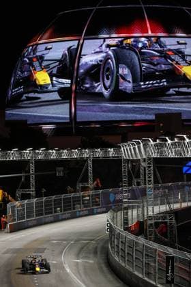 November 21, 2025: Oracle Red Bull Racing, Honda RBPT driver Max Verstappen (1) drives during the third practice session at the Formula 1 Heineken Las Vegas Grand Prix in Las Vegas, NV. CSM. Las Vegas United States of America - ZUMAc04_ 20251121_zma_c04_271 Copyright: xChristopherxTrimx