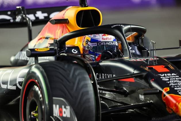 November 21, 2025: Oracle Red Bull Racing, Honda RBPT driver Max Verstappen (1) drives during the third practice session at the Formula 1 Heineken Las Vegas Grand Prix in Las Vegas, NV. CSM. Las Vegas United States of America - ZUMAc04_ 20251121_zma_c04_276 Copyright: xChristopherxTrimx