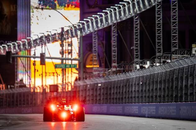 F1 - LAS VEGAS GRAND PRIX 2025 30 LAWSON Liam (nzl), Visa Cash App RB F1 Team VCARB02, action during the 2025 Formula 1 Las Vegas Grand Prix, 22th round of the 2025 FIA Formula One World Championship, WM, Weltmeisterschaft from November 21 to 23, 2025 on the Las Vegas Strip Circuit, in Paradise, Nevada, United States of America - ParadiseUnited States  Copyright: xAndrÃ xFerreirax