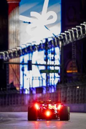 F1 - LAS VEGAS GRAND PRIX 2025 06 HADJAR Isack (fra), Visa Cash App RB F1 Team VCARB02, action during the 2025 Formula 1 Las Vegas Grand Prix, 22th round of the 2025 FIA Formula One World Championship, WM, Weltmeisterschaft from November 21 to 23, 2025 on the Las Vegas Strip Circuit, in Paradise, Nevada, United States of America - ParadiseUnited States  Copyright: xAndrÃ xFerreirax