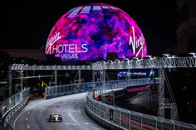 F1 - LAS VEGAS GRAND PRIX 2025 06 HADJAR Isack (fra), Visa Cash App RB F1 Team VCARB02, action during the 2025 Formula 1 Las Vegas Grand Prix, 22th round of the 2025 FIA Formula One World Championship, WM, Weltmeisterschaft from November 21 to 23, 2025 on the Las Vegas Strip Circuit, in Paradise, Nevada, United States of America - ParadiseUnited States  Copyright: xAndrÃ xFerreirax