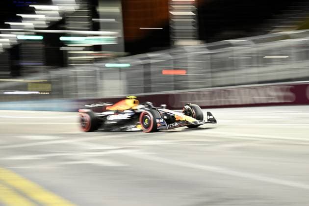 Formula 1 Grand Prix of Las Vegas 2025 - Third Practice Session Classification LAS VEGAS, NEVADA - NOVEMBER 21: Max Verstappen of Oracle Red Bull Racing (1) competes Third Practice Session Classification for F1 Grand Prix of Las Vegas at Las Vegas Strip Circuit on November 21, 2025 in Las Vegas, Nevada, United States. Tayfun Coskun Anadolu Nevada United States. Editorial use only. Please get in touch for any other usage.  Copyright: x2025xAnadoluxTayfunxCoskunx