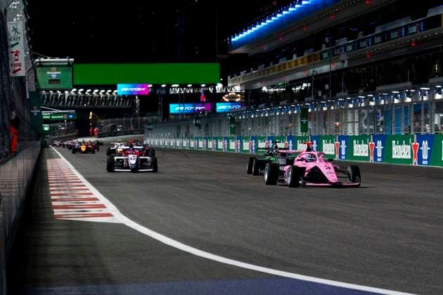 Dutch Formula One Academy driver Nina Gateman of Prema Racing leads the pack during race one of the Formula One Academy series at the Formula One Las Vegas Grand Prix at the Las Vegas Strip Circuit in Las Vegas on 21, November 2025.  LAS2025112135 GREGxNASH