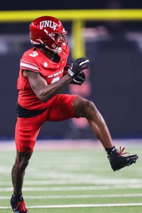 November 21, 2025: UNLV Rebels wide receiver Daejon Reynolds (3) runs with the ball during the first half of the college football game featuring the Hawaii Rainbow Warriors and the UNLV Rebels at Allegiant Stadium in Las Vegas, NV. CSM. Las Vegas United States of America - ZUMAc04_ 20251121_zma_c04_460 Copyright: xChristopherxTrimx