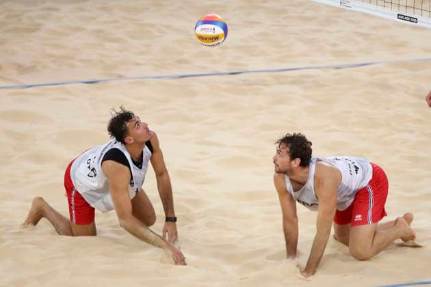 Beach volleyball, Beachvolleyball World Championship, WM, Weltmeisterschaft TÃ o Rotar and Arnaud Gauthier-Rat (FRA) in their match against Jacob Hölting Nilsson and Elmer Andersson (SWE) during the Semi Final match of the Beach Volleyball World Championships at The Drive in Adelaide, Saturday, November 22, 2025. ( NO ARCHIVING, EDITORIAL USE ONLY ADELAIDE SOUTH AUSTRALIA AUSTRALIA  Copyright: xMATTxTURNERx 20251122119386338248