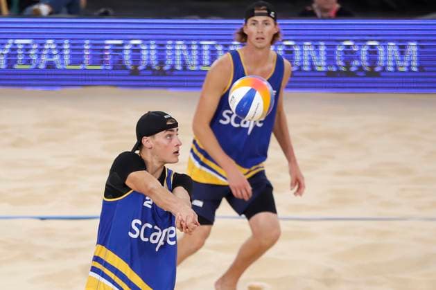 Beach volleyball, Beachvolleyball World Championship, WM, Weltmeisterschaft Jacob Hölting Nilsson and Elmer Andersson (SWE) v TÃ o Rotar and Arnaud Gauthier-Rat (FRA) during the Semi Final match of the Beach Volleyball World Championships at The Drive in Adelaide, Saturday, November 22, 2025. ( NO ARCHIVING, EDITORIAL USE ONLY ADELAIDE SOUTH AUSTRALIA AUSTRALIA  Copyright: xMATTxTURNERx 20251122124131547324