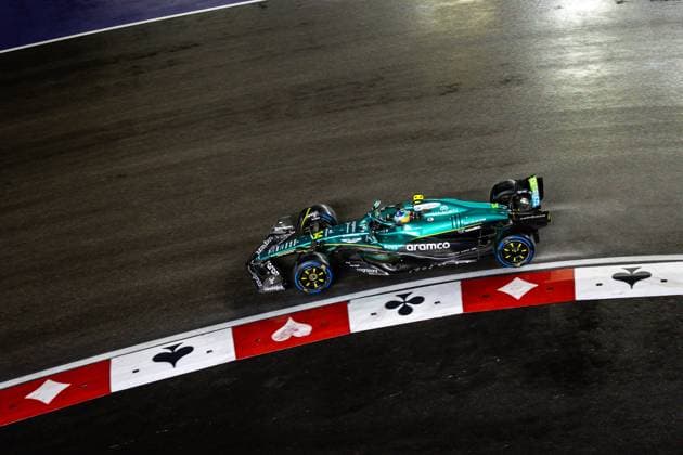 F1 - LAS VEGAS GRAND PRIX 2025 14 ALONSO Fernando (spa), Aston Martin F1 Team AMR24, action during the 2025 Formula 1 Las Vegas Grand Prix, 22th round of the 2025 FIA Formula One World Championship, WM, Weltmeisterschaft from November 21 to 23, 2025 on the Las Vegas Strip Circuit, in Paradise, Nevada, United States of America - ParadiseUnited States  Copyright: xAndrÃ xFerreirax