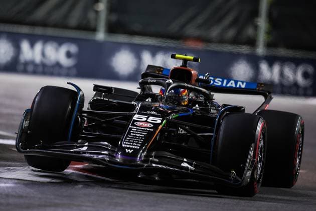 F1 - LAS VEGAS GRAND PRIX 2025 55 SAINZ Carlos (spa), Williams Racing FW47, action during the 2025 Formula 1 Las Vegas Grand Prix, 22th round of the 2025 FIA Formula One World Championship, WM, Weltmeisterschaft from November 21 to 23, 2025 on the Las Vegas Strip Circuit, in Paradise, Nevada, United States of America - ParadiseUnited States  Copyright: xEricxAlonsox