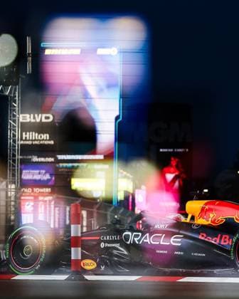 F1 - LAS VEGAS GRAND PRIX 2025 01 VERSTAPPEN Max (nld), Red Bull Racing RB21, action during the 2025 Formula 1 Las Vegas Grand Prix, 22th round of the 2025 FIA Formula One World Championship, WM, Weltmeisterschaft from November 21 to 23, 2025 on the Las Vegas Strip Circuit, in Paradise, Nevada, United States of America - ParadiseUnited States  Copyright: xEricxAlonsox