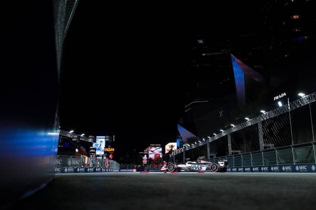 F1 - LAS VEGAS GRAND PRIX 2025 87 BEARMAN Ollie Oliver (gbr), Haas F1 Team VF-25 Ferrari, action during the 2025 Formula 1 Las Vegas Grand Prix, 22th round of the 2025 FIA Formula One World Championship, WM, Weltmeisterschaft from November 21 to 23, 2025 on the Las Vegas Strip Circuit, in Paradise, Nevada, United States of America - ParadiseUnited States  Copyright: xEricxAlonsox