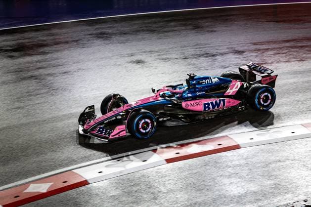 F1 - LAS VEGAS GRAND PRIX 2025 10 GASLY Pierre (fra), Alpine F1 Team A525, action during the 2025 Formula 1 Las Vegas Grand Prix, 22th round of the 2025 FIA Formula One World Championship, WM, Weltmeisterschaft from November 21 to 23, 2025 on the Las Vegas Strip Circuit, in Paradise, Nevada, United States of America - ParadiseUnited States  Copyright: xAndrÃ xFerreirax