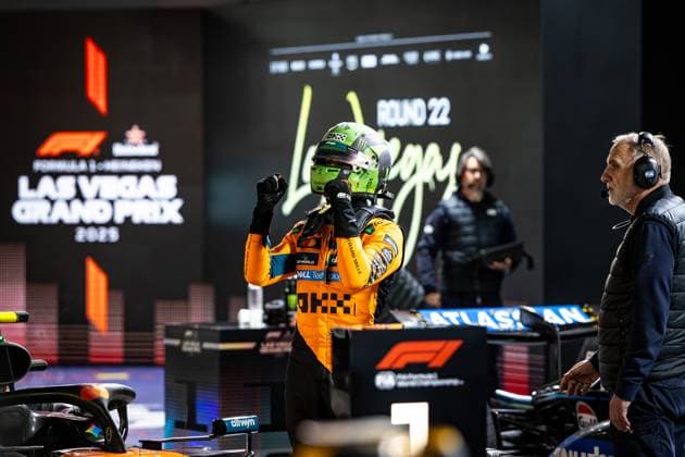 F1 - LAS VEGAS GRAND PRIX 2025 NORRIS Lando (gbr), McLaren F1 Team MCL39, portrait during the 2025 Formula 1 Las Vegas Grand Prix, 22th round of the 2025 FIA Formula One World Championship, WM, Weltmeisterschaft from November 21 to 23, 2025 on the Las Vegas Strip Circuit, in Paradise, Nevada, United States of America - ParadiseUnited States  Copyright: xAndrÃ xFerreirax