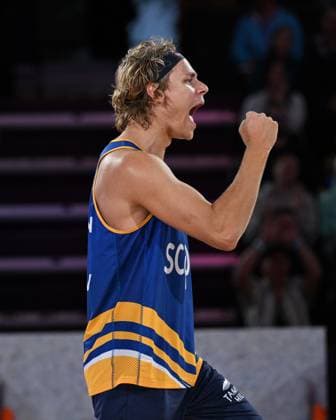 251122 David Ahman of Sweden reacts on winning a point during The Beach volleyball, Beachvolleyball World Championships Semi Final on November 22, 2025 in Adelaide. Photo: Michael Errey BILDBYRAN kod XY XY0085 beachvolleyboll beach volleyball sandvolleyball world championships semi finals bbeng semifinal Copyright: MichaelxErrey BB251122BB273